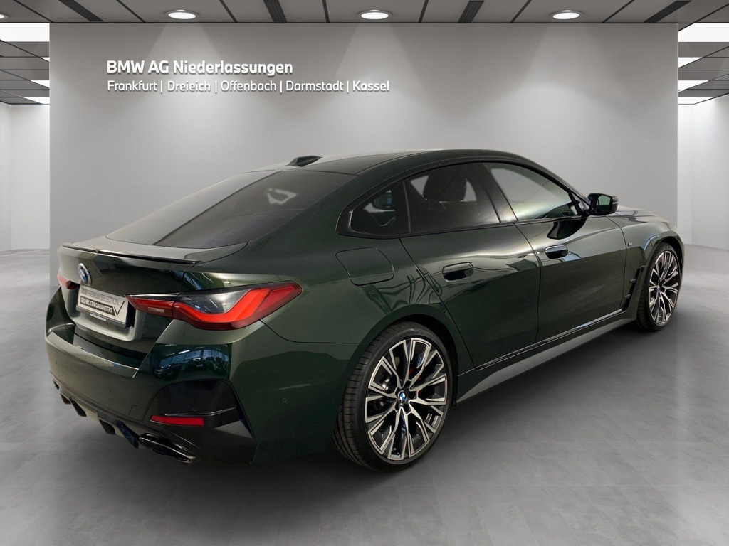 BMW M440