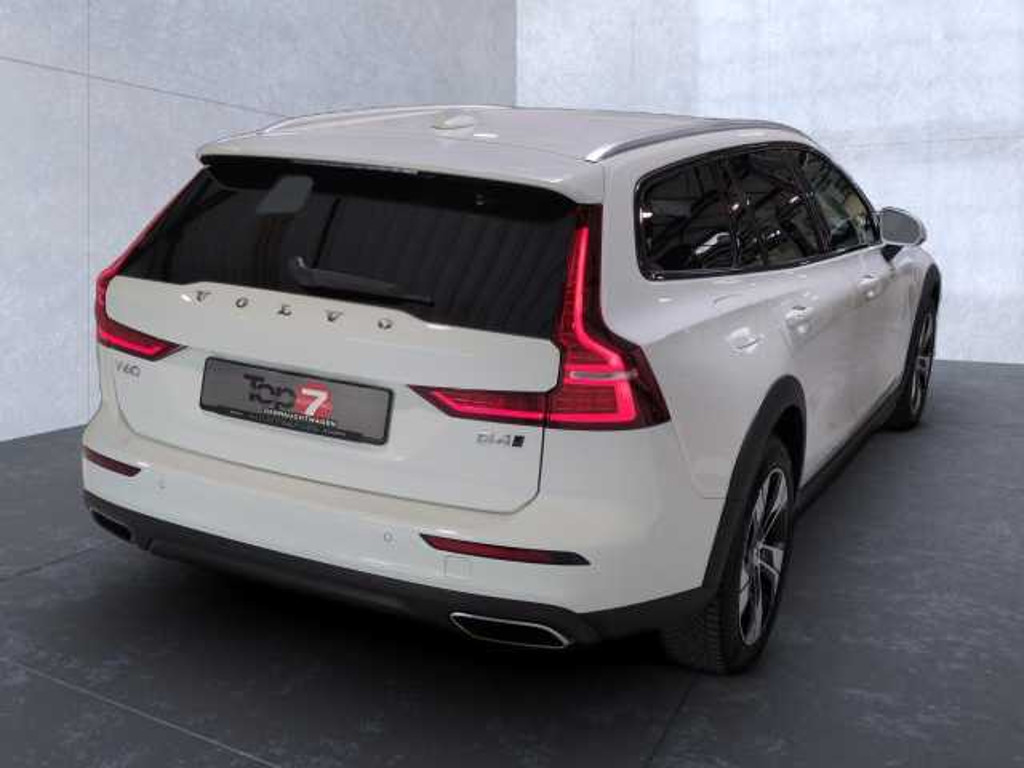 Volvo V60 Cross Country