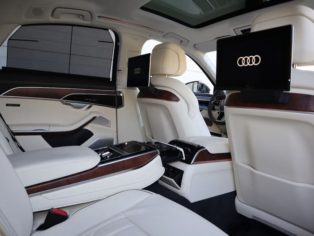 Audi S8