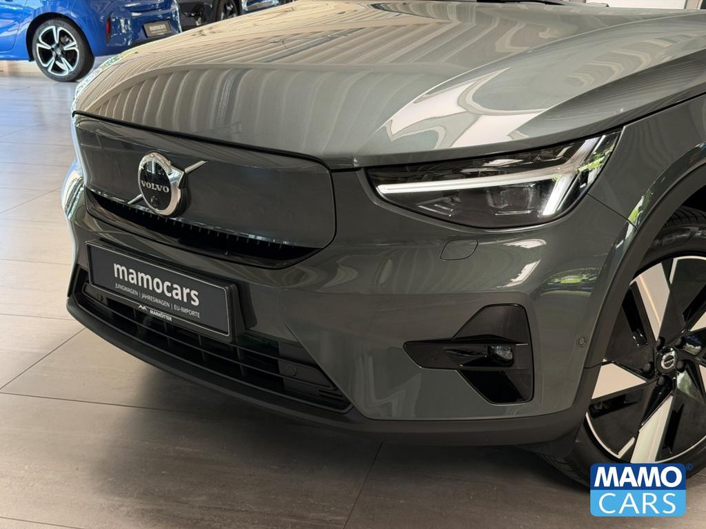 Volvo EX40