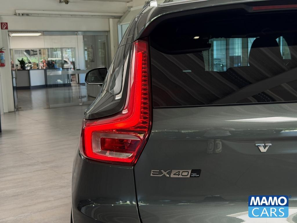 Volvo EX40