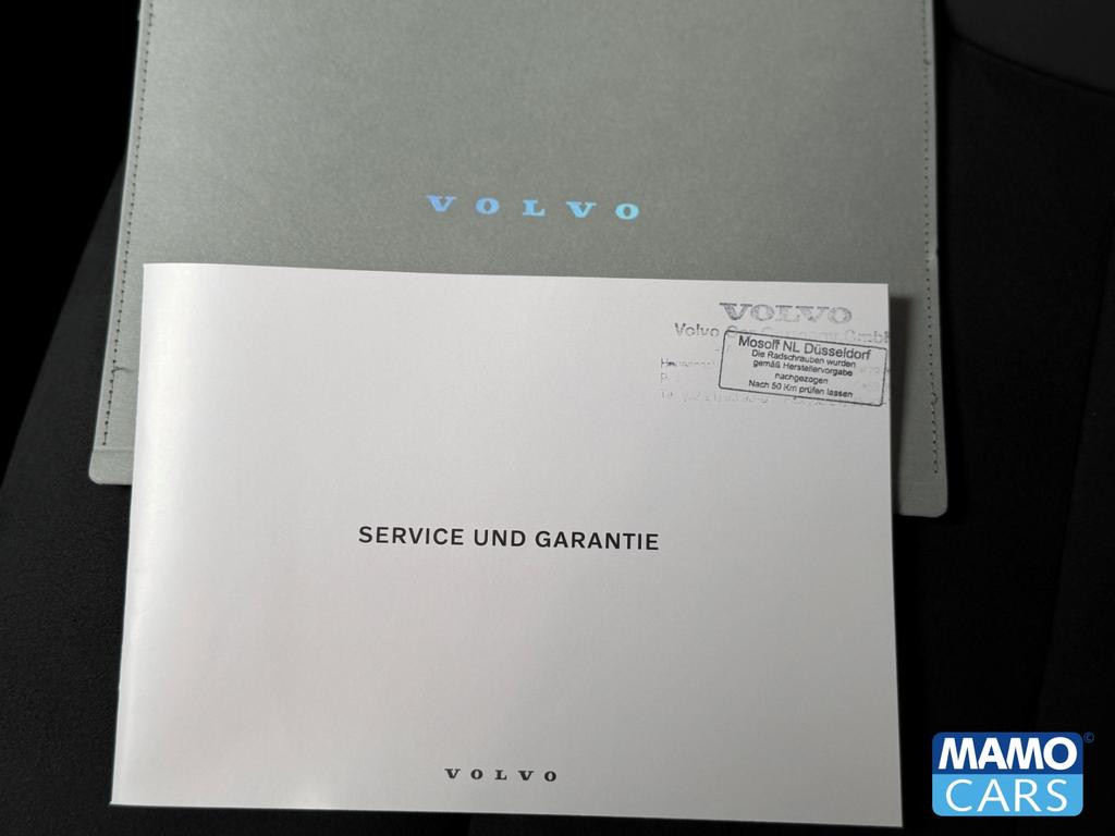 Volvo EX40