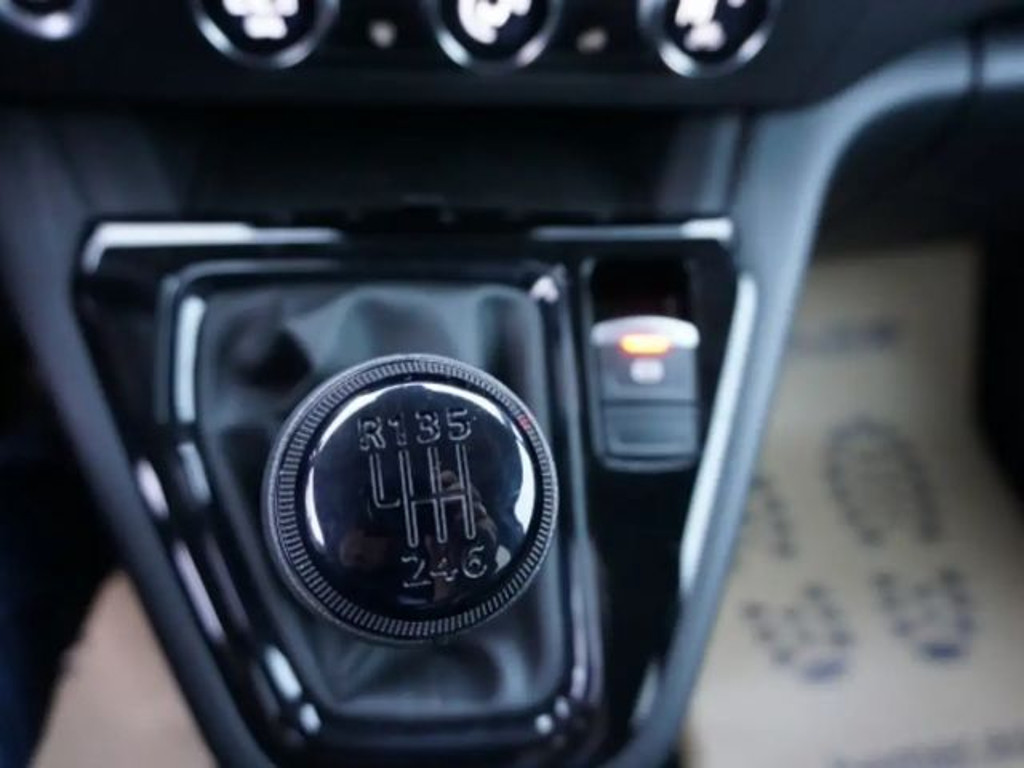 Nissan Townstar