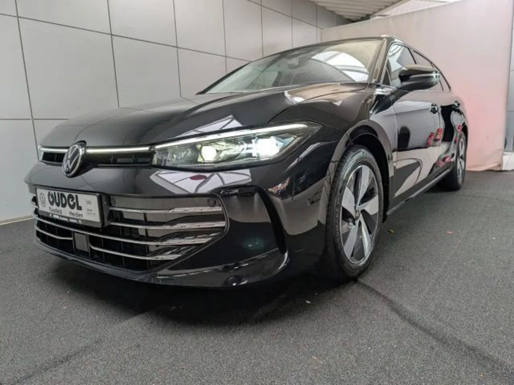Volkswagen Passat Variant IQ.Drive 2.0 TDI Elegance Elegance