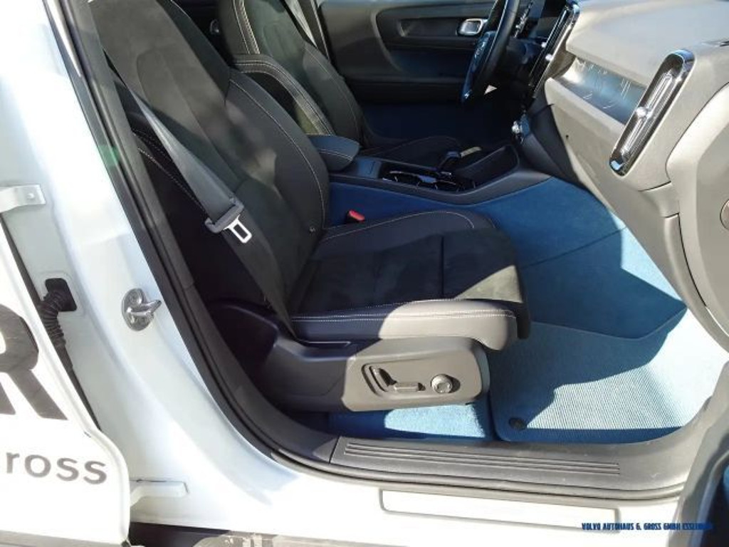 Volvo C40