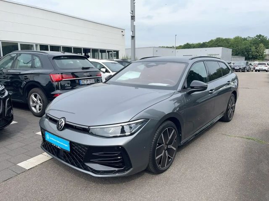Volkswagen Passat Variant R-Line eHybrid