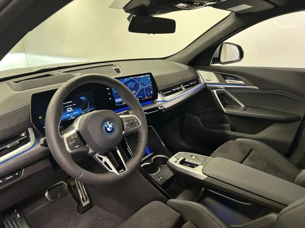 BMW iX2