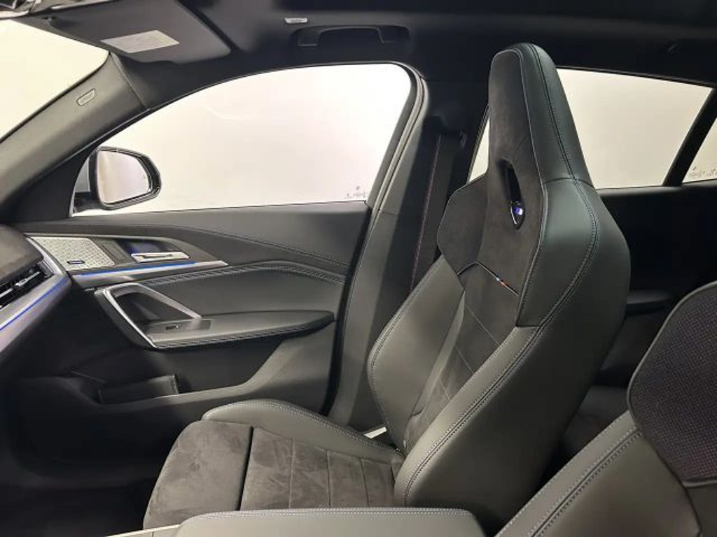 BMW iX2