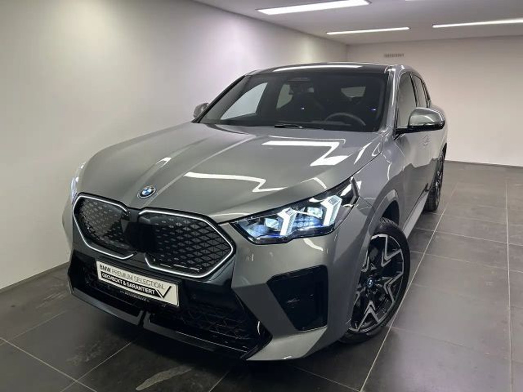 BMW iX2
