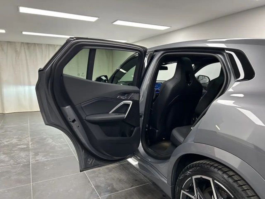 BMW iX2