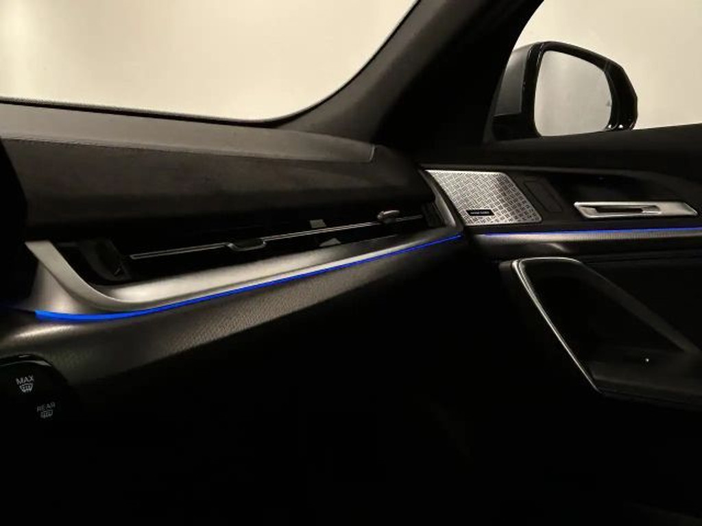 BMW iX2