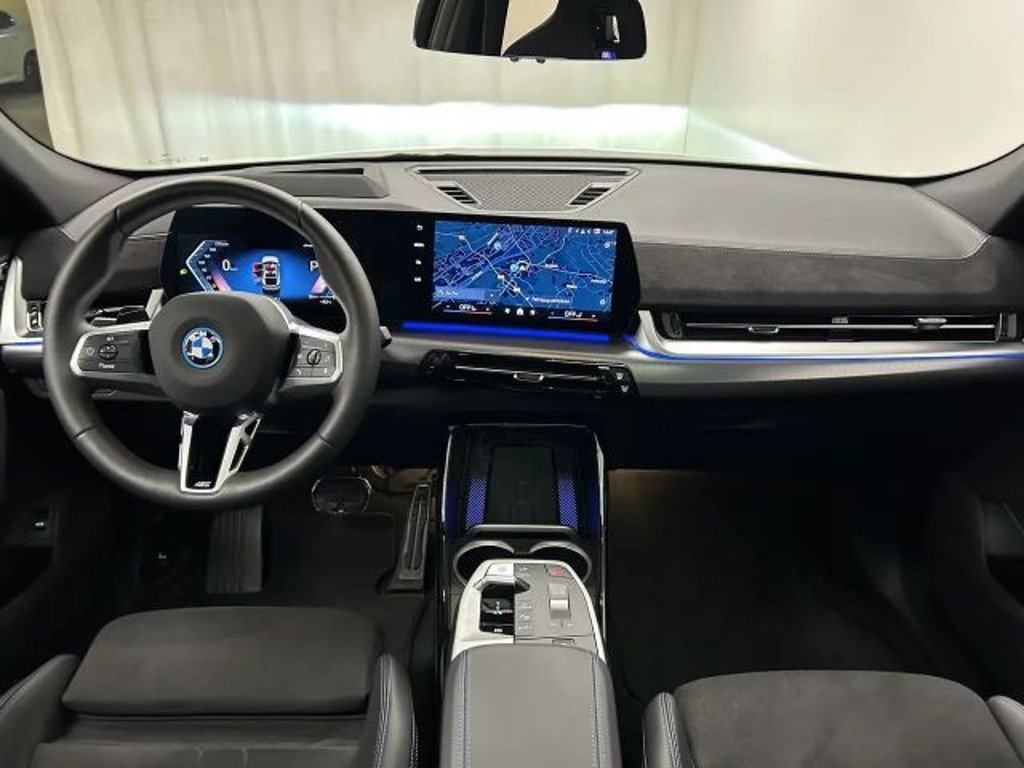 BMW iX2