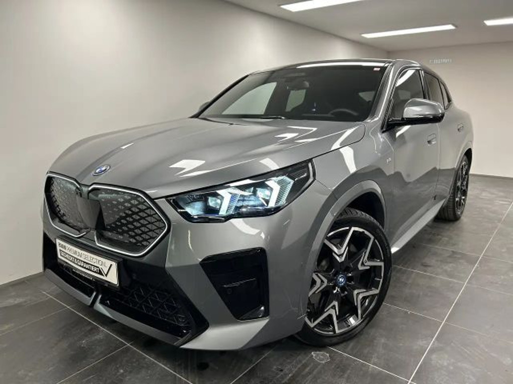 BMW iX2