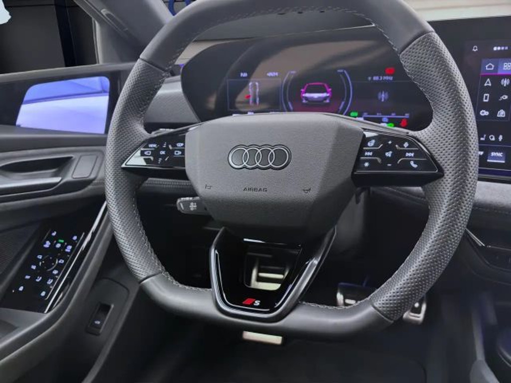 Audi S6 e-tron