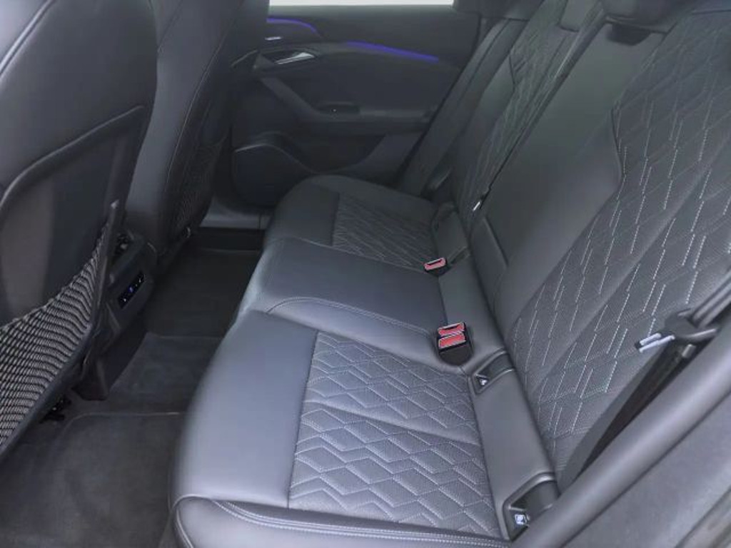 Audi S6 e-tron
