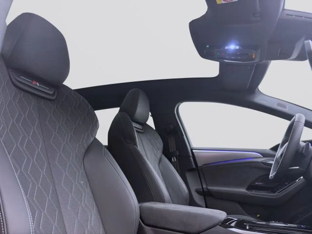 Audi S6 e-tron