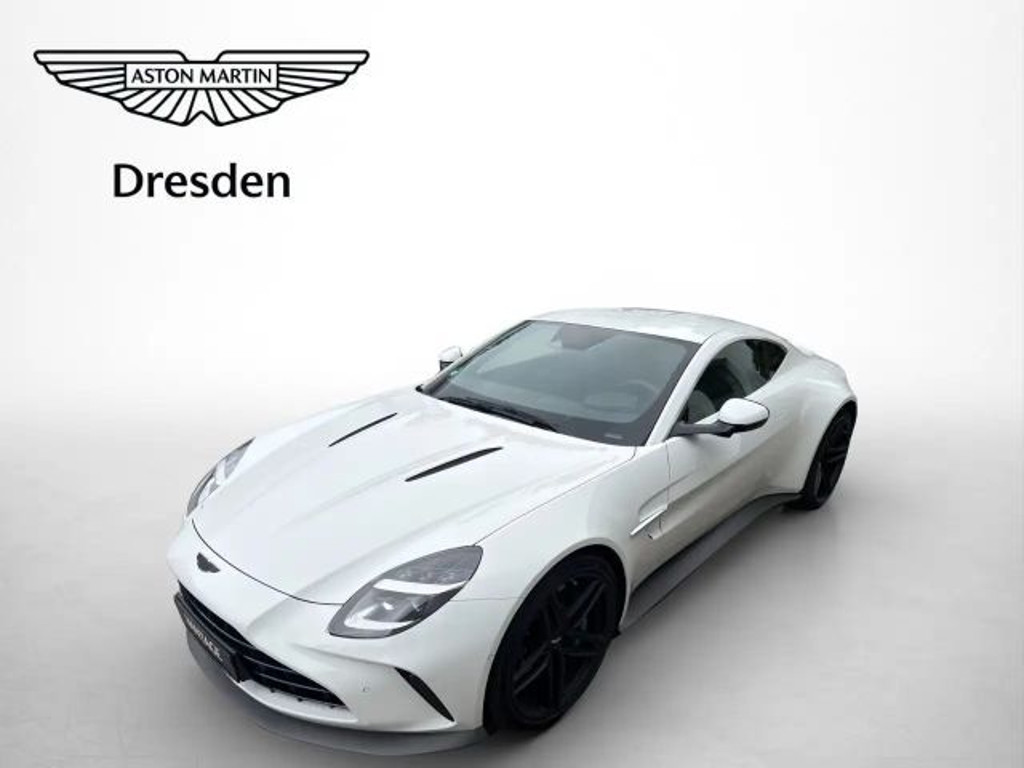 Aston Martin V8