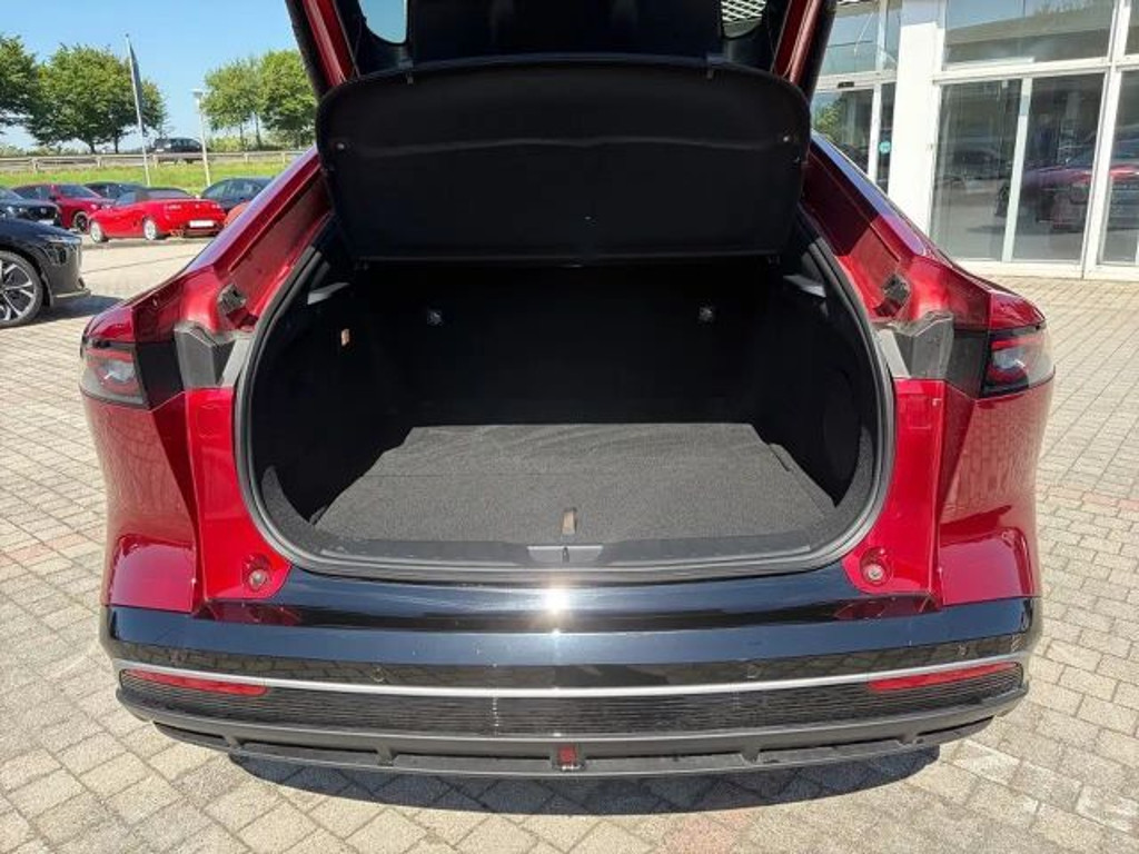 Mazda 6e