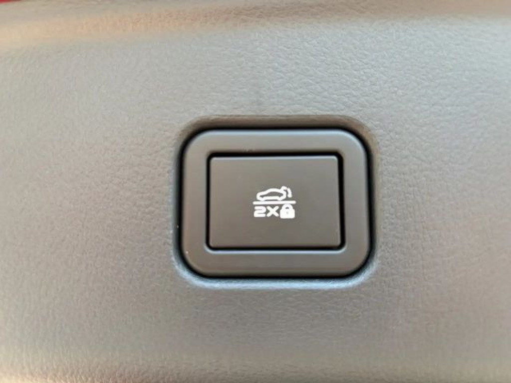 Mazda 6e