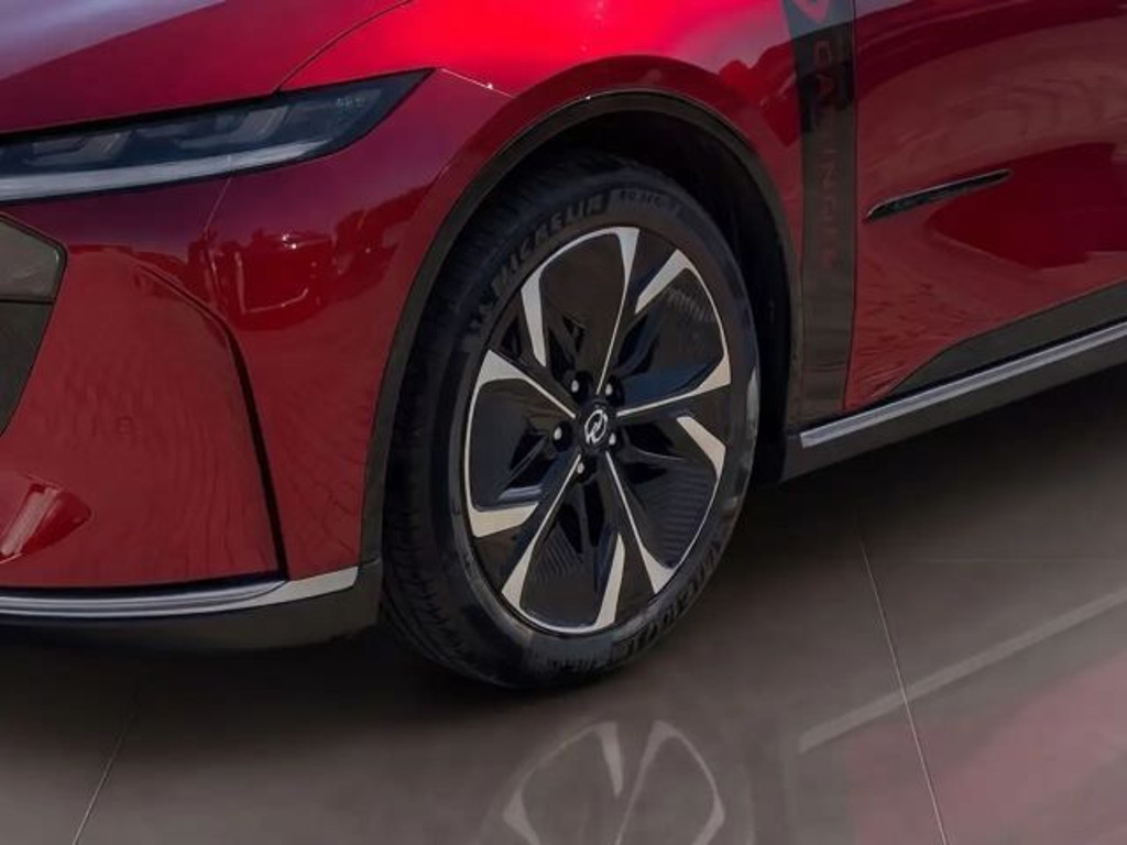 Mazda 6e