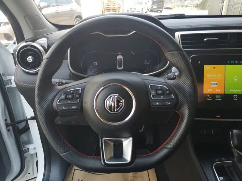 MG ZS