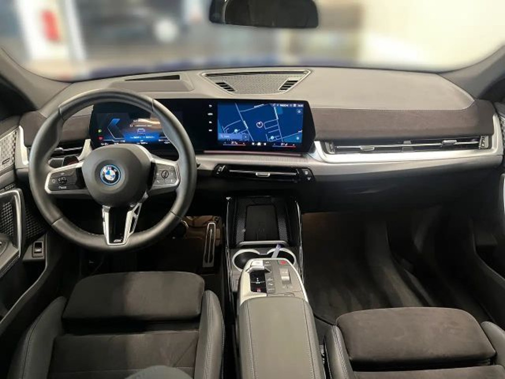 BMW iX2