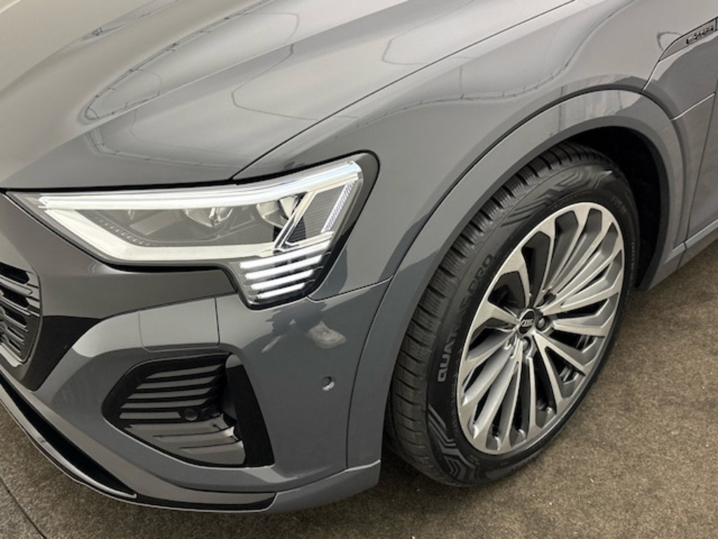 Audi Q8 e-tron