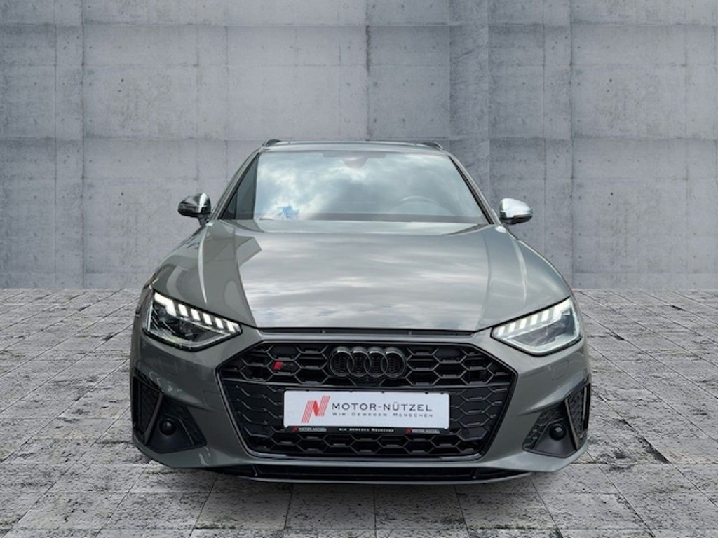Audi S4