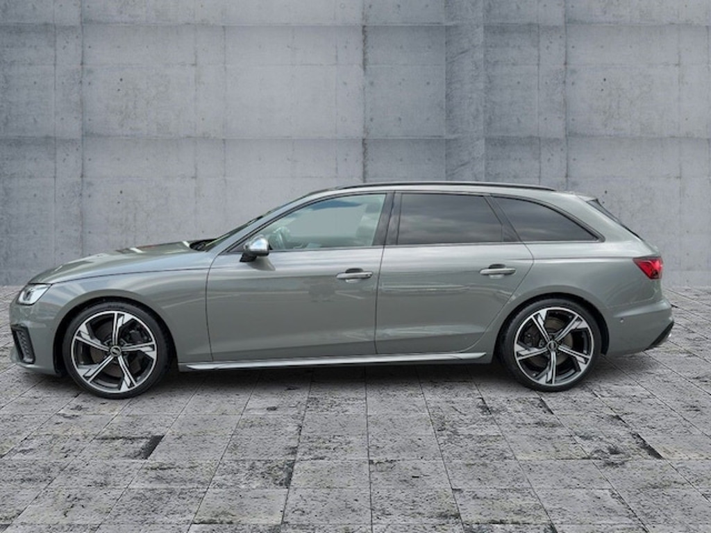 Audi S4