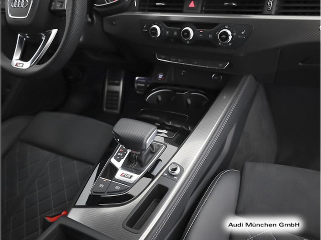 Audi RS4