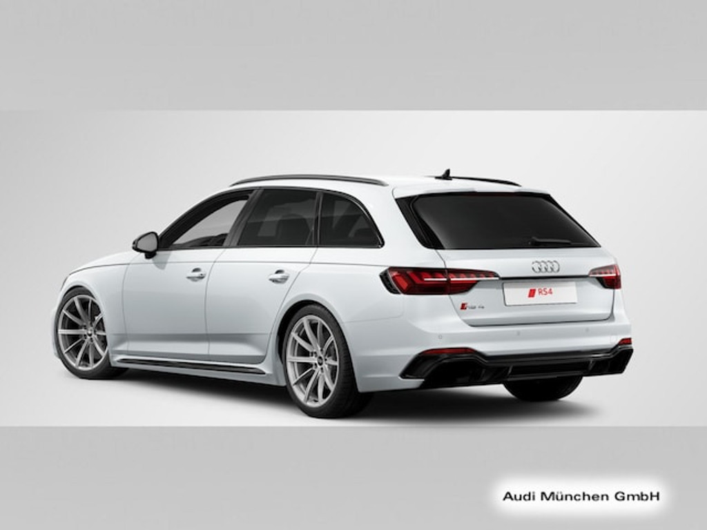 Audi RS4