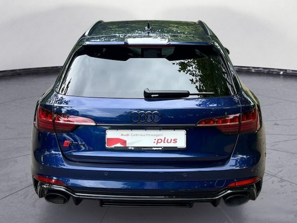 Audi RS4