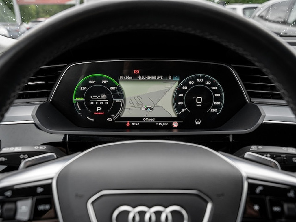 Audi Q8 e-tron