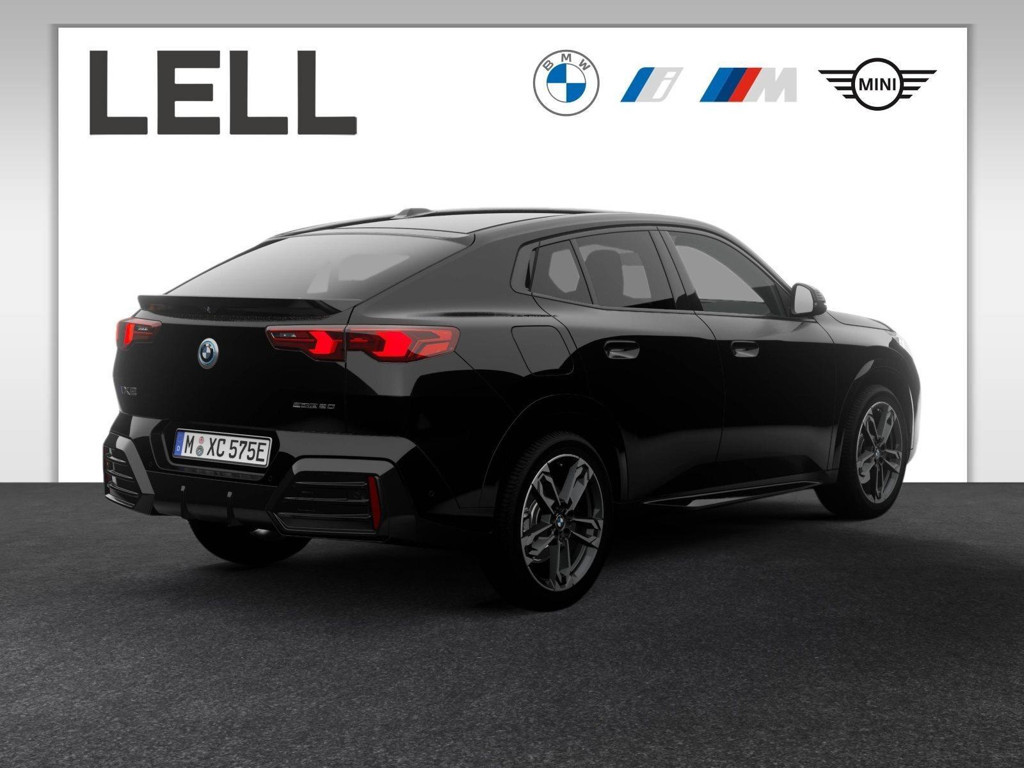 BMW iX2