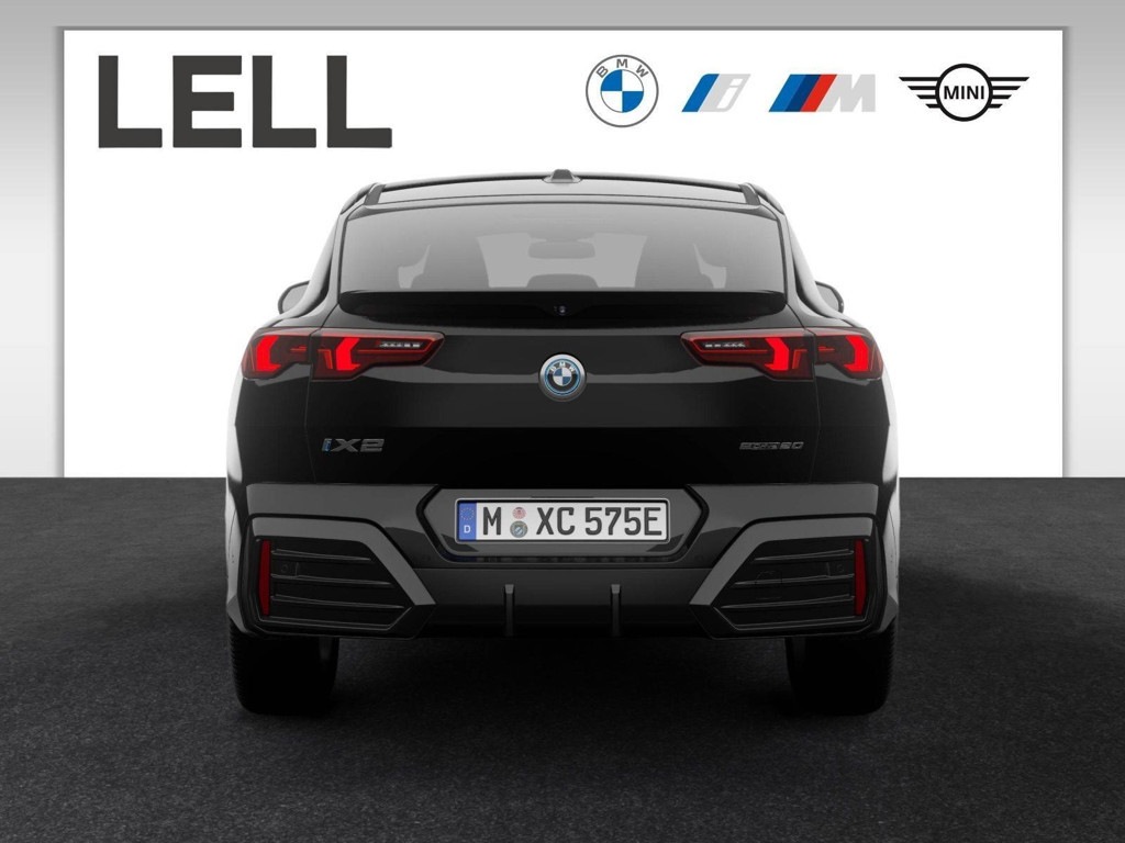 BMW iX2