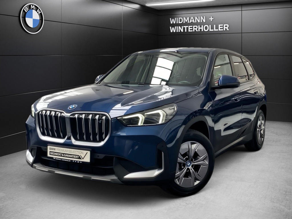 BMW iX1 xDrive30