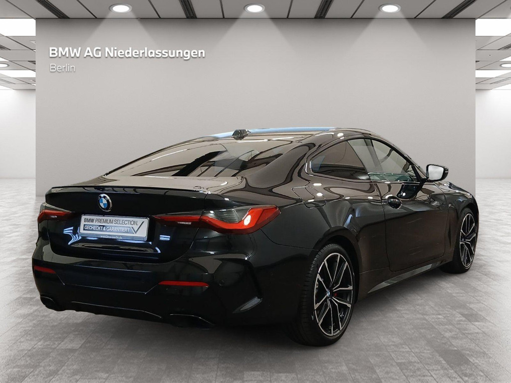 BMW M440