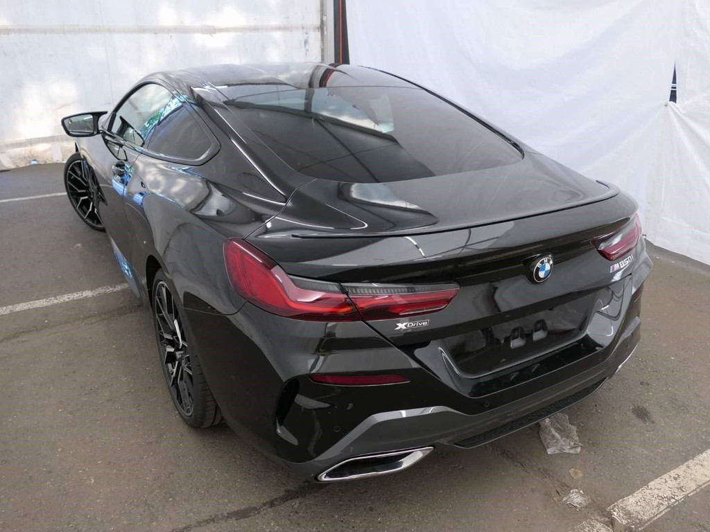 BMW M850