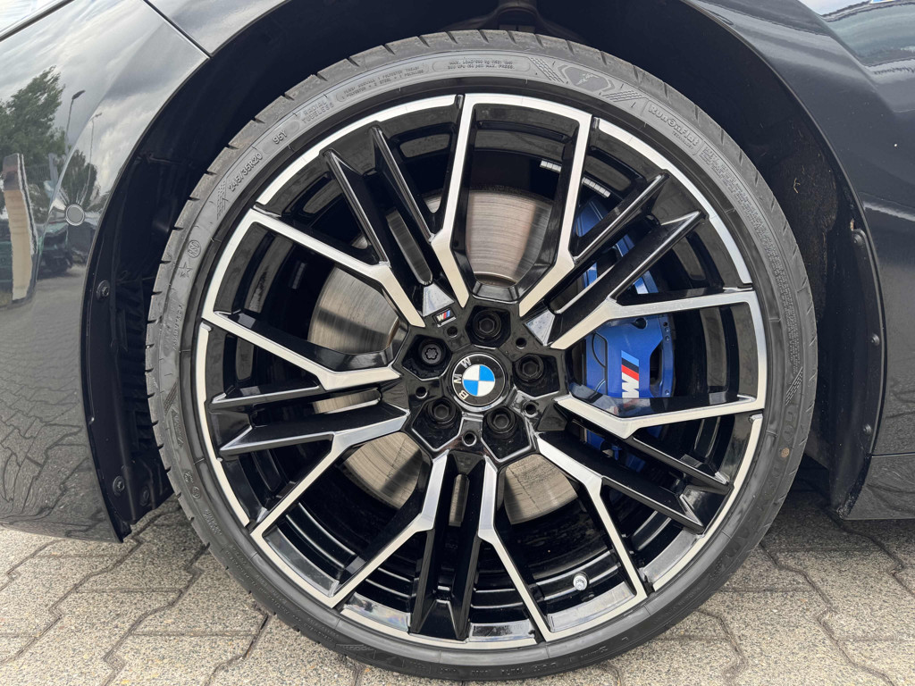 BMW M850