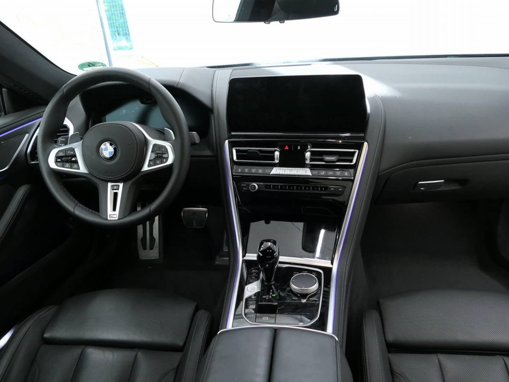 BMW M850 xDrive Coupé