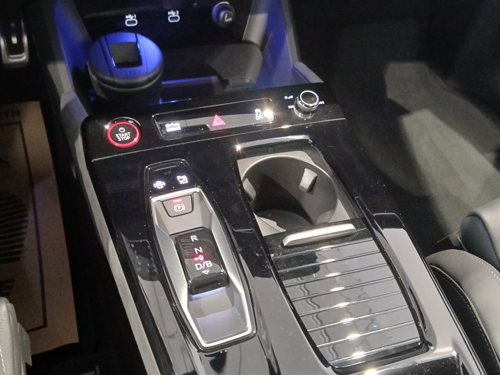 Audi SQ6 e-tron