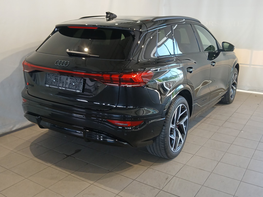 Audi SQ6 e-tron