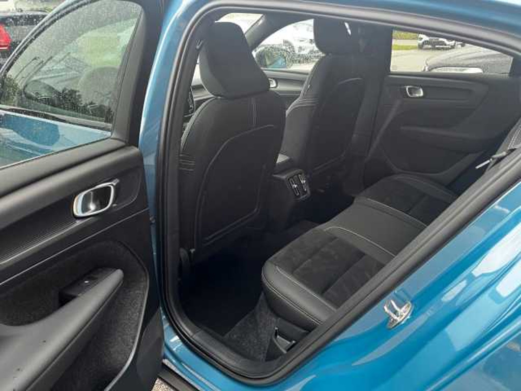 Volvo C40