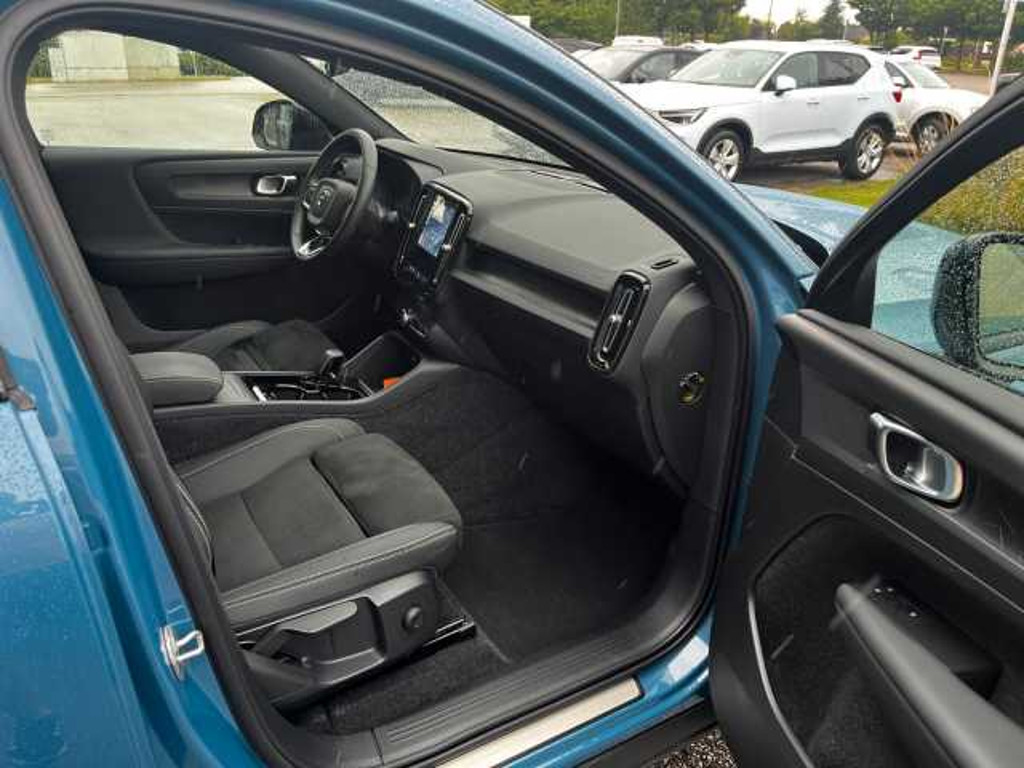 Volvo C40