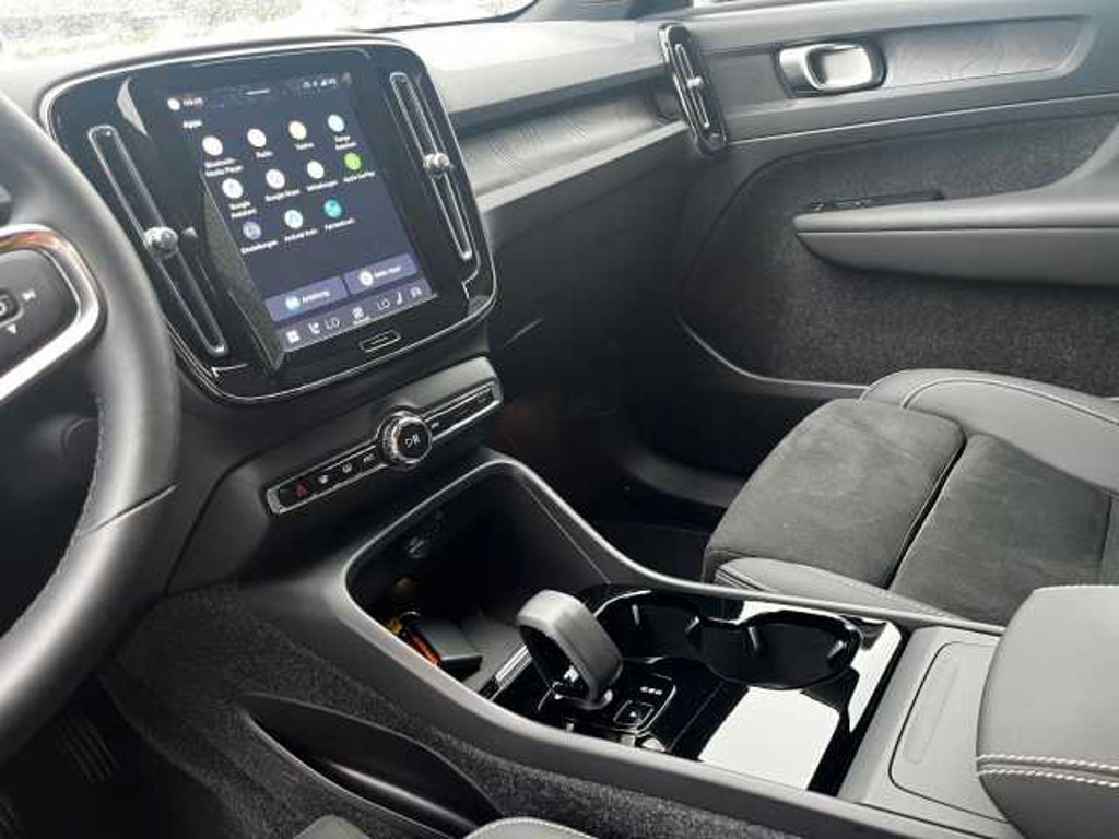 Volvo C40