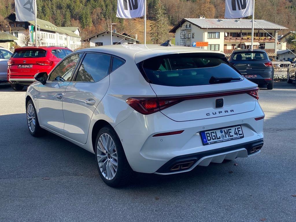 Cupra Leon PHEV +AssistXL+Kamera+Winterpaket+Kessy