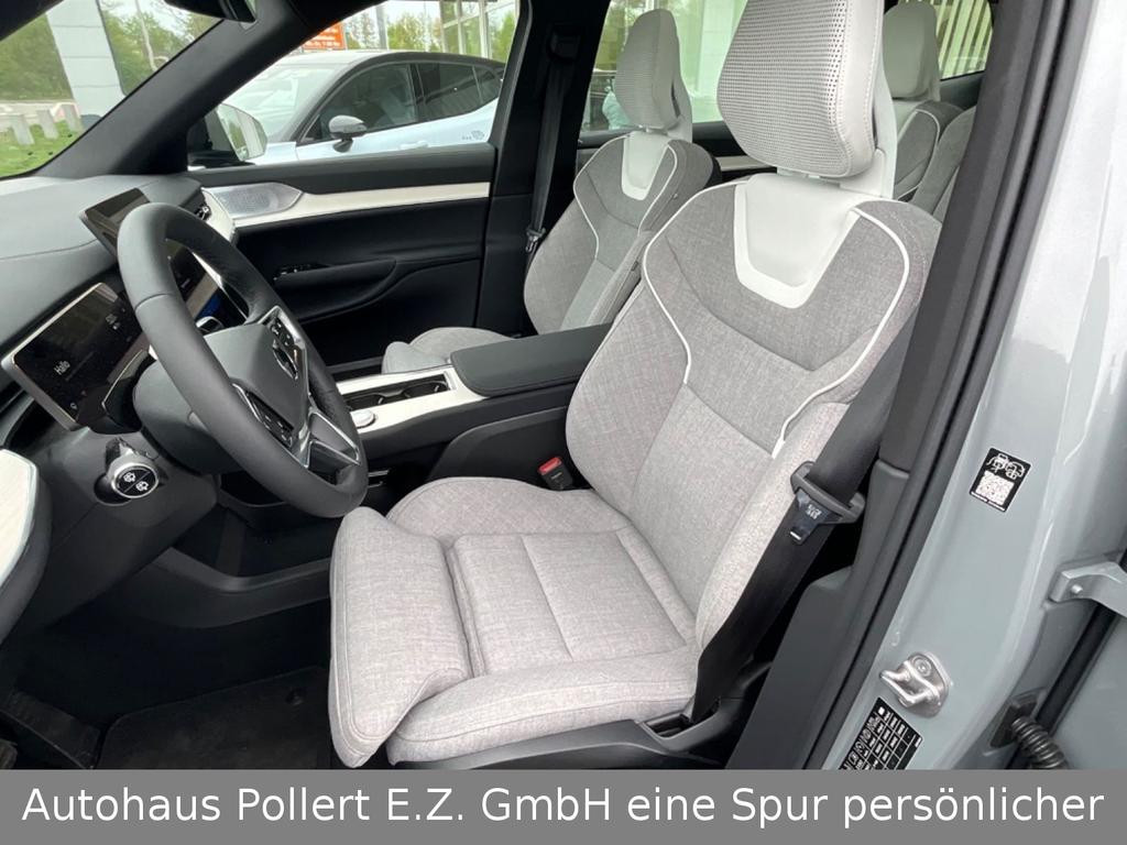 Volvo EX90