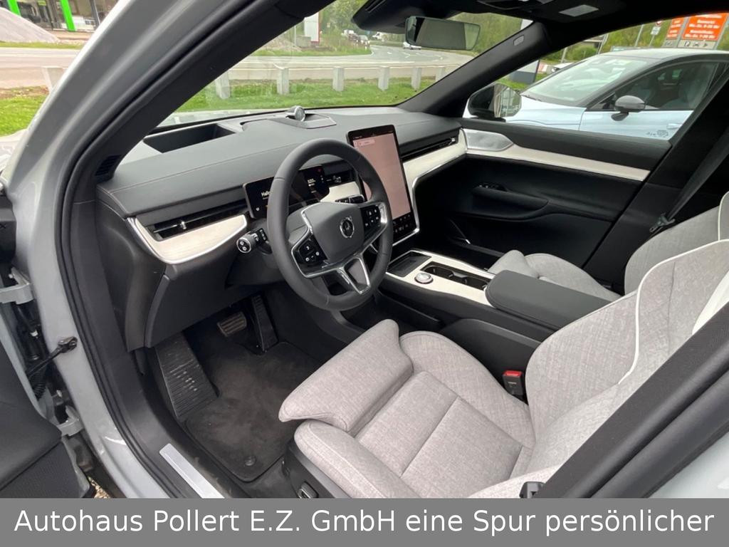 Volvo EX90