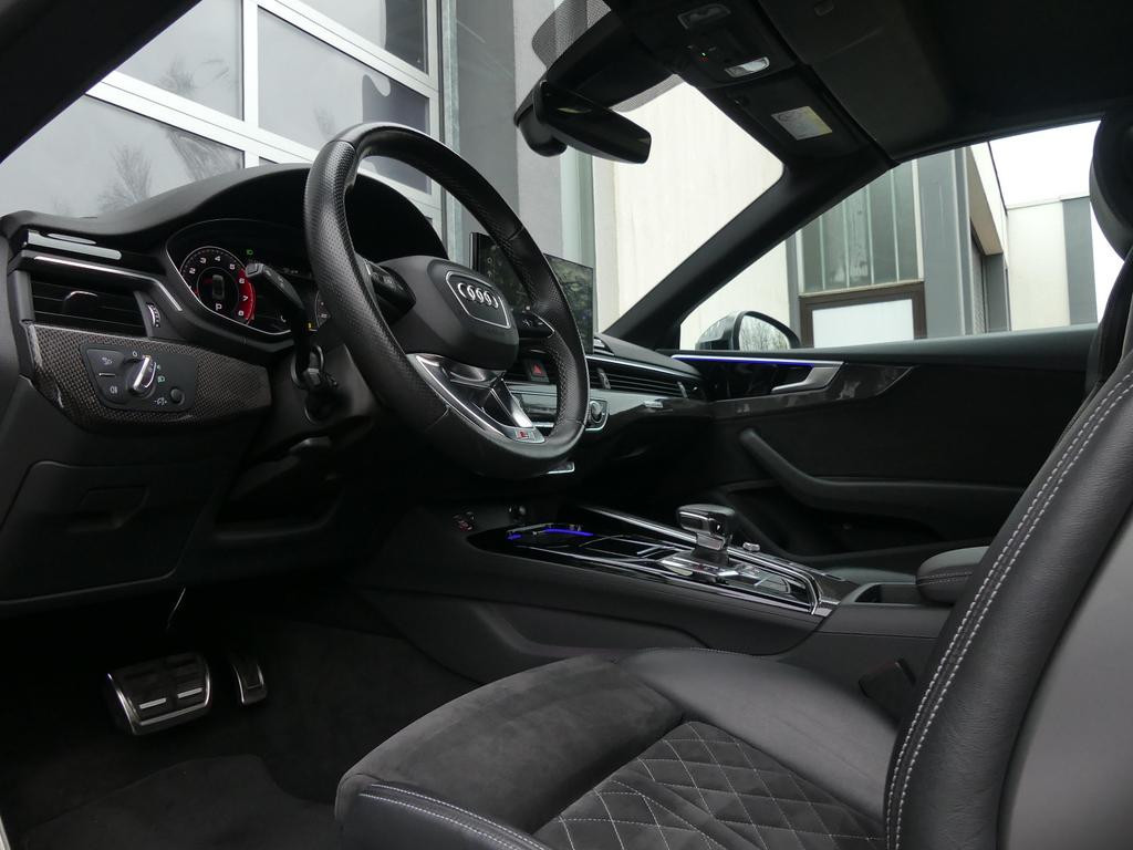 Audi S5