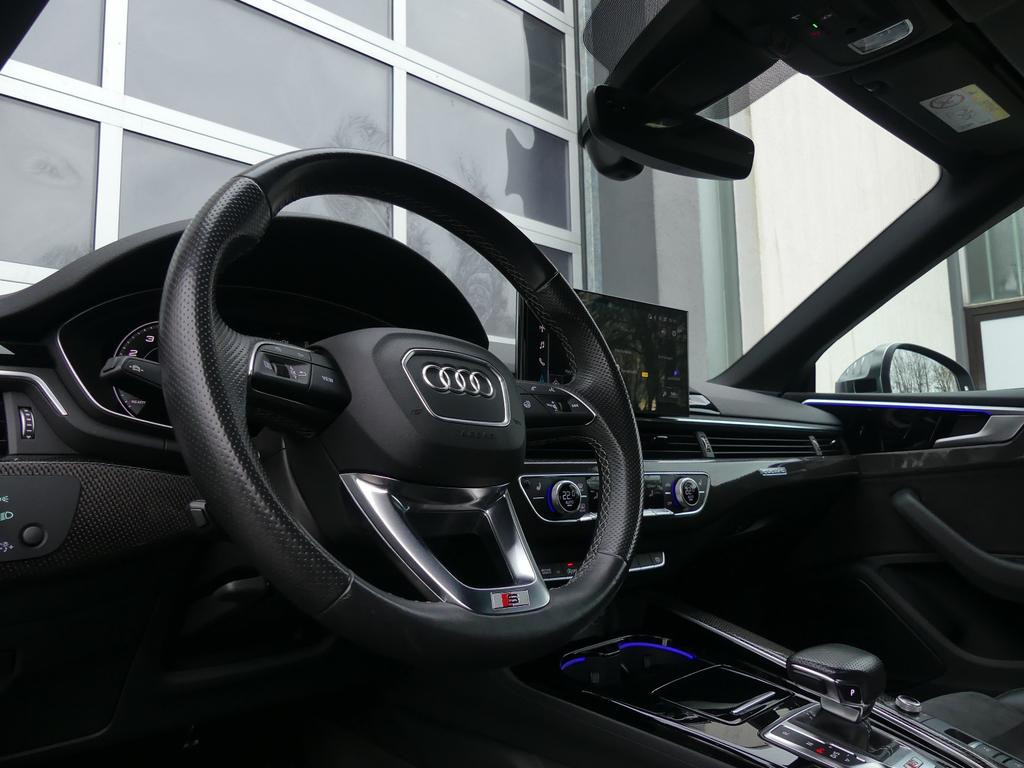 Audi S5